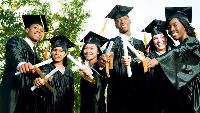 در دانشگاه چه رشته ای را برای پول بخوانیم